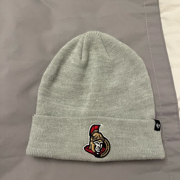 Ottawa Sens Toque - Picture 1 of 1